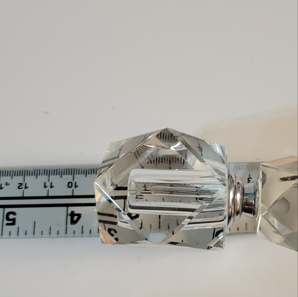 Oleg Cassini Hexagon Crystal Faceted Perfume Bottle - Picture 7 of 11